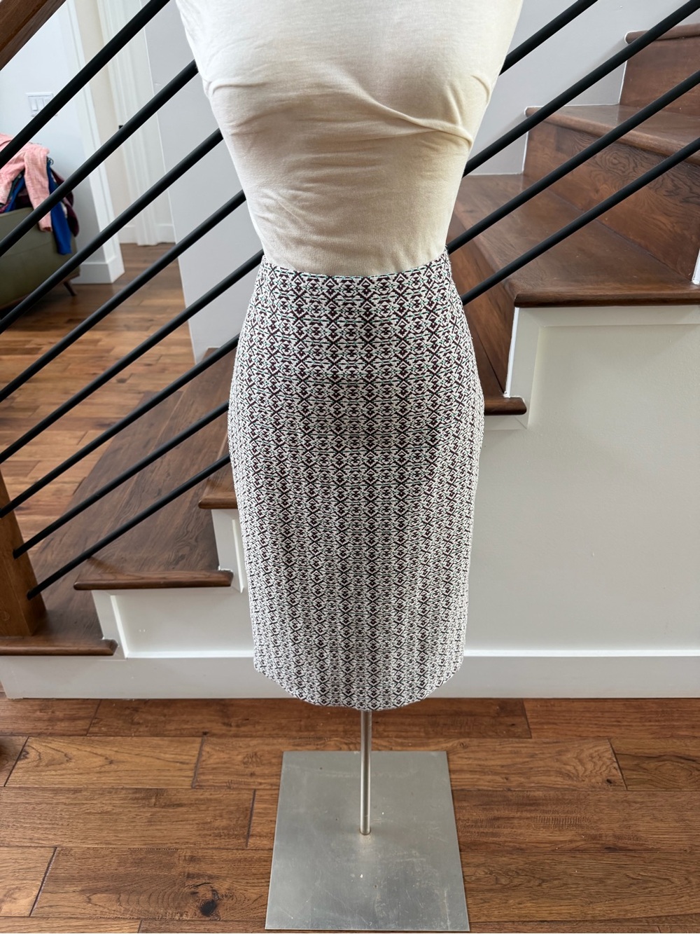 The Limited Black & White Patterned Pencil Skirt
